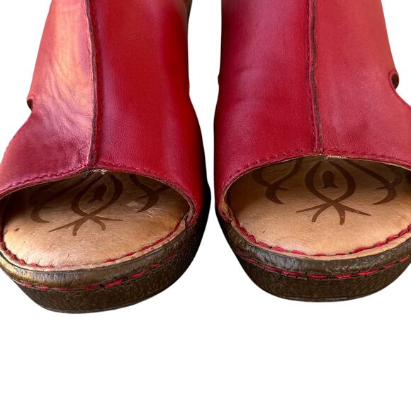 Born Wedge Slide Sandals  Red Leather Size 7M - Picture 6 of 9